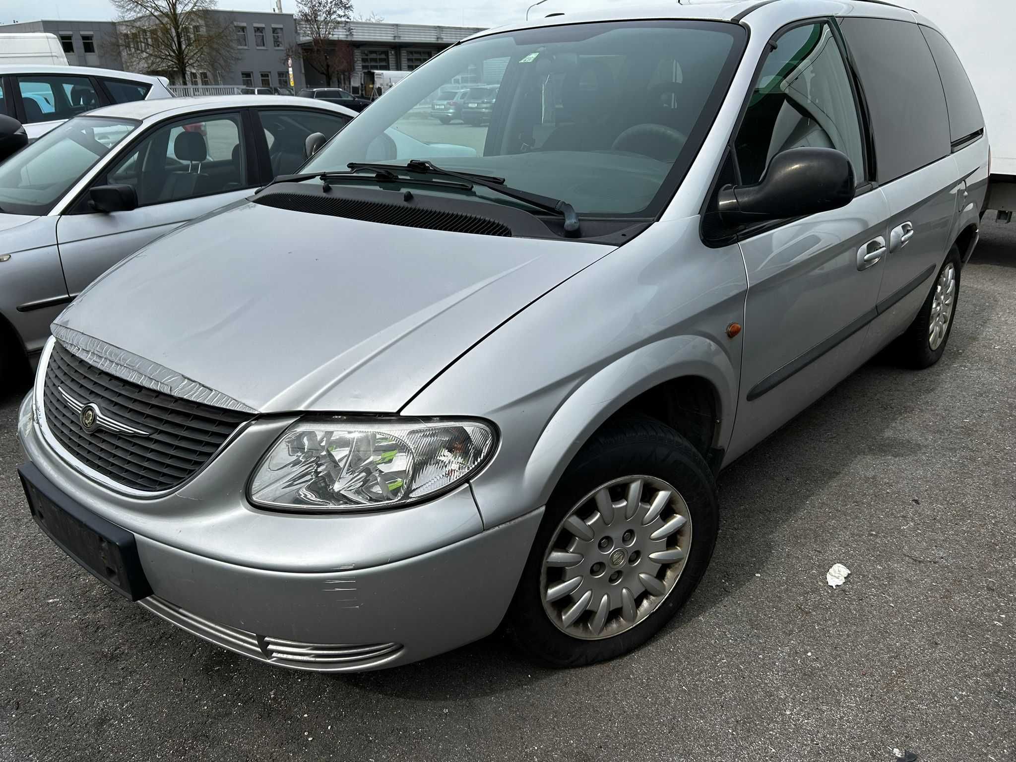 Chrysler Voyager 2.5D 2004г. 143к.с.