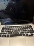 Macbook pro leptop plus incarcator