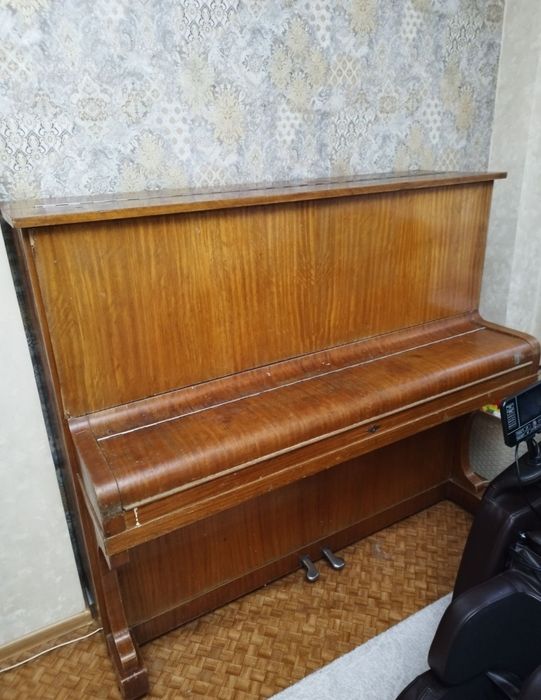 Пионино отдам б/у