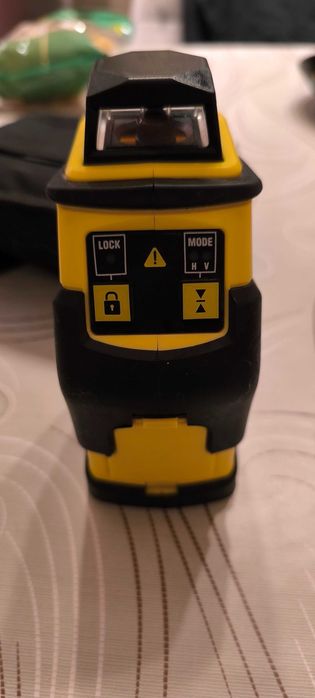 Лазерен нивелир CIMEX RL4H1V-G