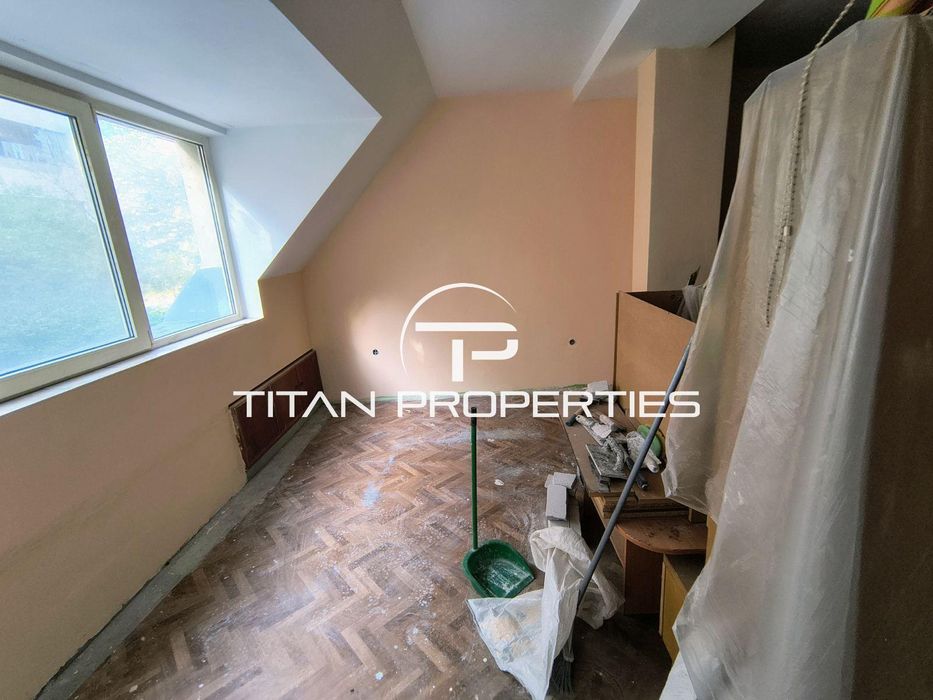 Двустаен апартамент в кв. Кючук Париж