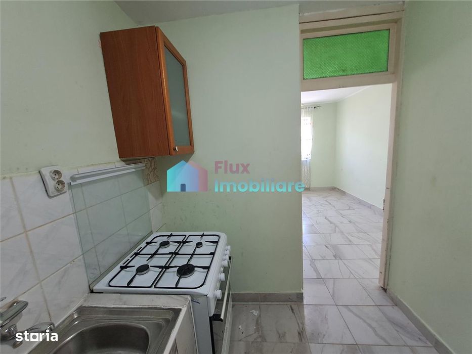 Garsoniera semimobilata Burdujeni zona garii