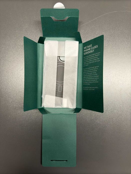 Калъф Mous Limitless 5.0 Black Leather MagSafe за iPhoneз 15 Pro Max