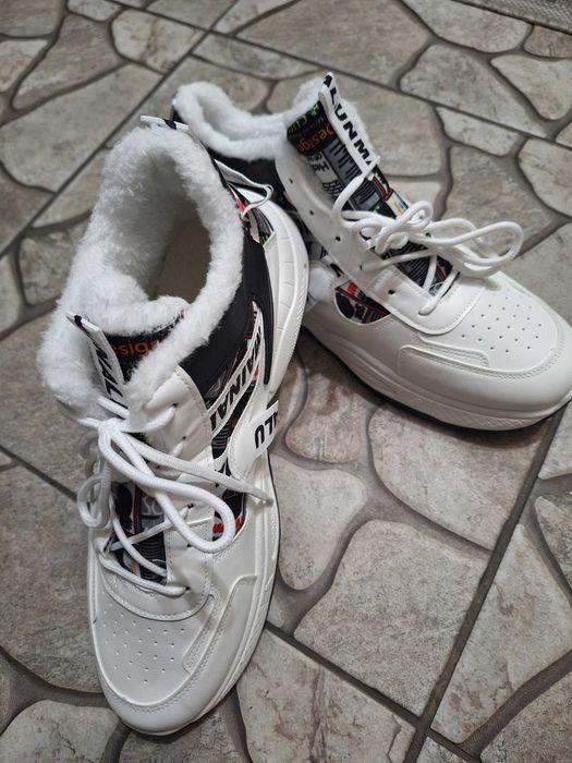 Мъжки маратонки зимни 44номер