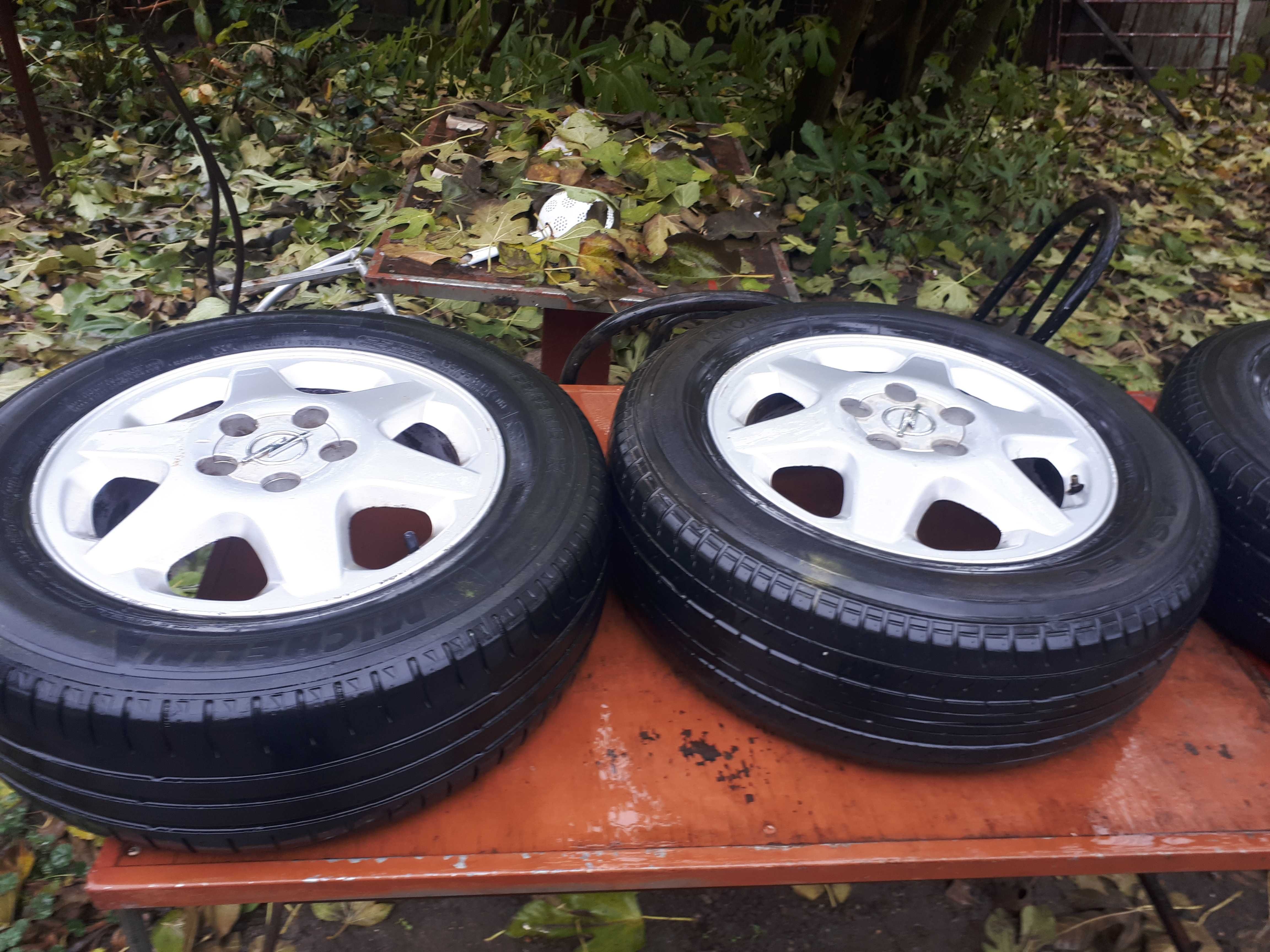 Jante Aliaj+Anvelope Opel  R15-5×110