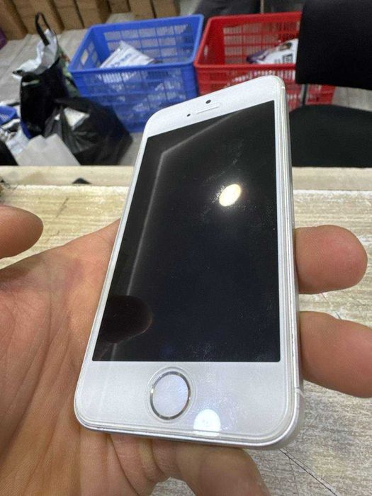 iPhone 5 SE 32GB