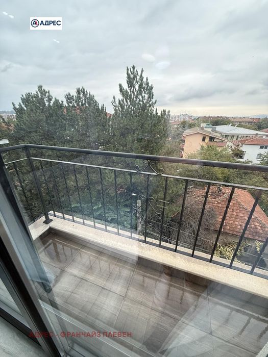 3-стаен в Плевен-Широк център площ 93 цена 172000