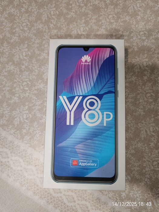 Продам смартфон Huawei Y8p в отличном состоянии.