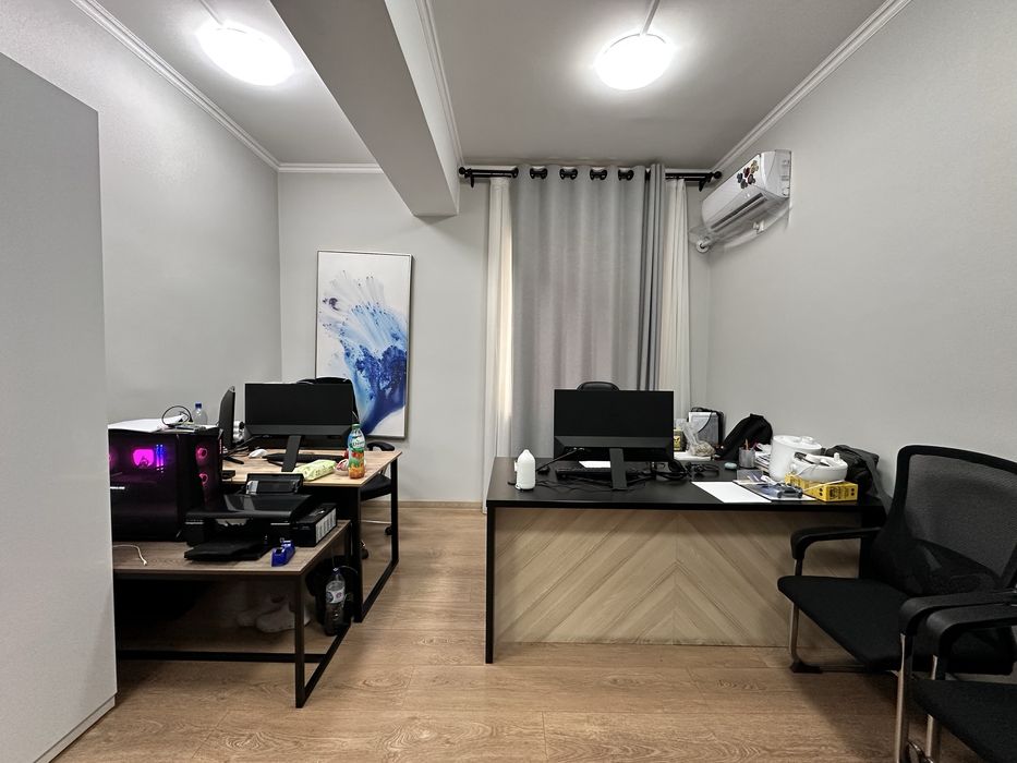 Сдается офис 21 м² в Яккасарайском районе — свежий ремонт, парковка