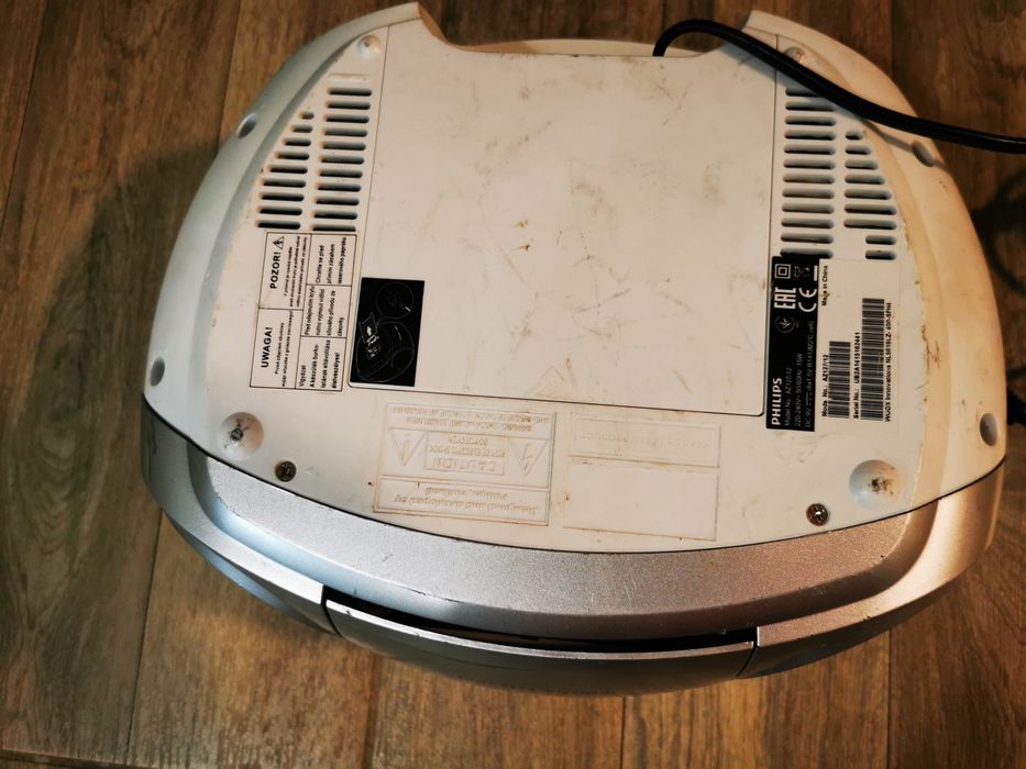Radio casetofon cu CD Philips AZ 127/12 player portabil