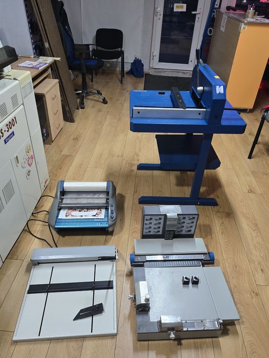 Set utilaje profesionale print & finisare – laminator, ghilotină, bigu