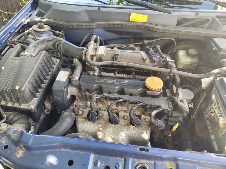 Vand urgent Opel Astra G, 2002, benzina 1,6. 240000 km pret 800 euro.