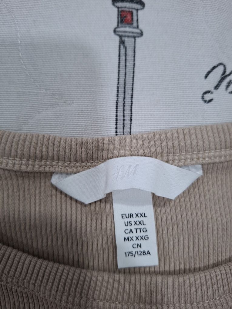 Модерен бежов топ H&M