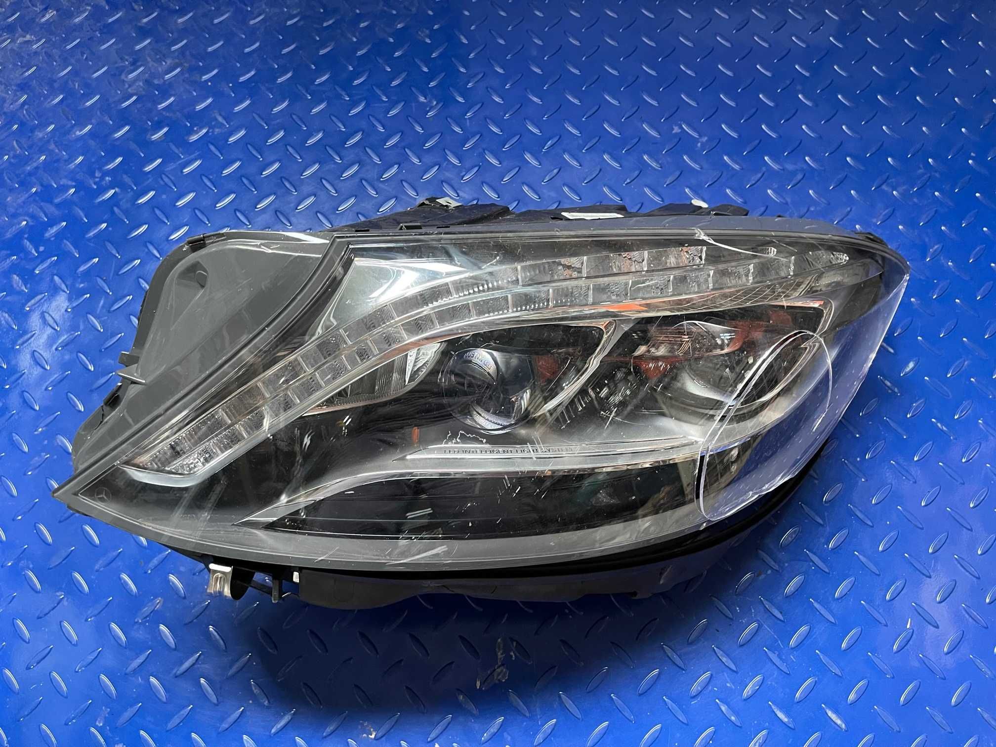 Far Full LED pentru Anglia Mercedes Benz S-Class W222