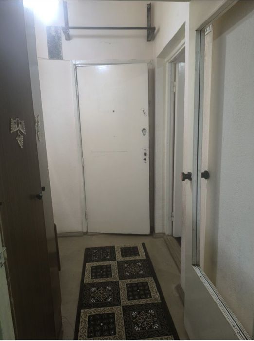 Bezmakler uy Sotiladi 1-2 qilingan uy 41kv 2-xonali Kadishva bozori...