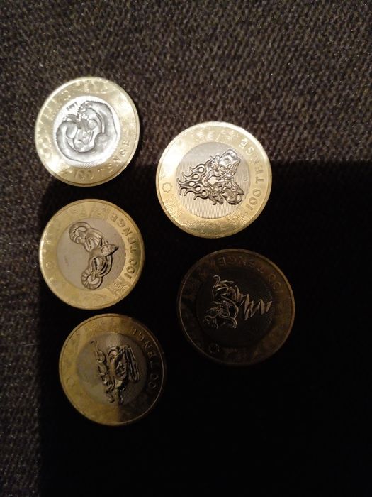 Продам Монеты Тенге