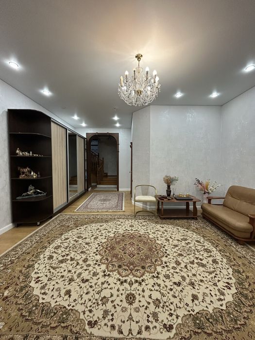 Продам коттедж в мкр. Жибек жолы (Заречный-3)