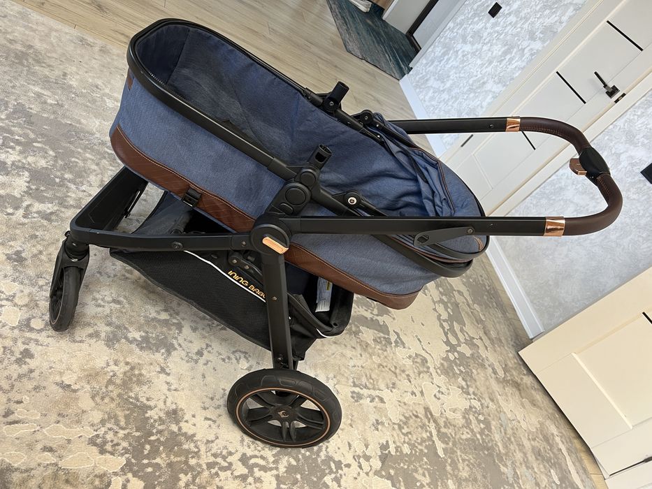 Коляска в отличном состоянии