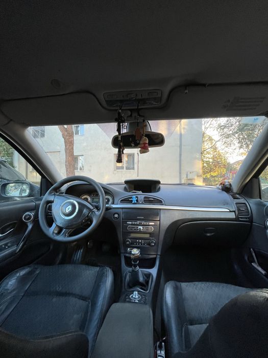 Vând Renault Laguna