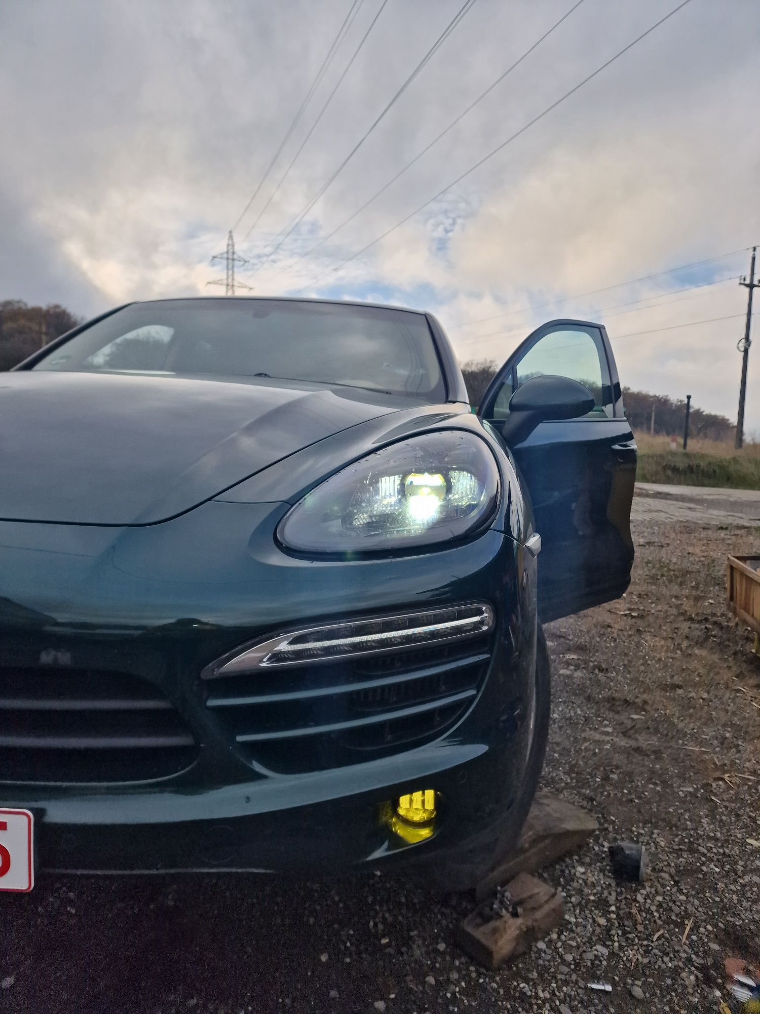 Vand proiectoare led Porsche Cayenne