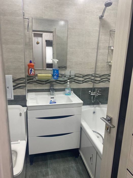 Продаётся 3 комнатная квартира на Космосе 32,500$