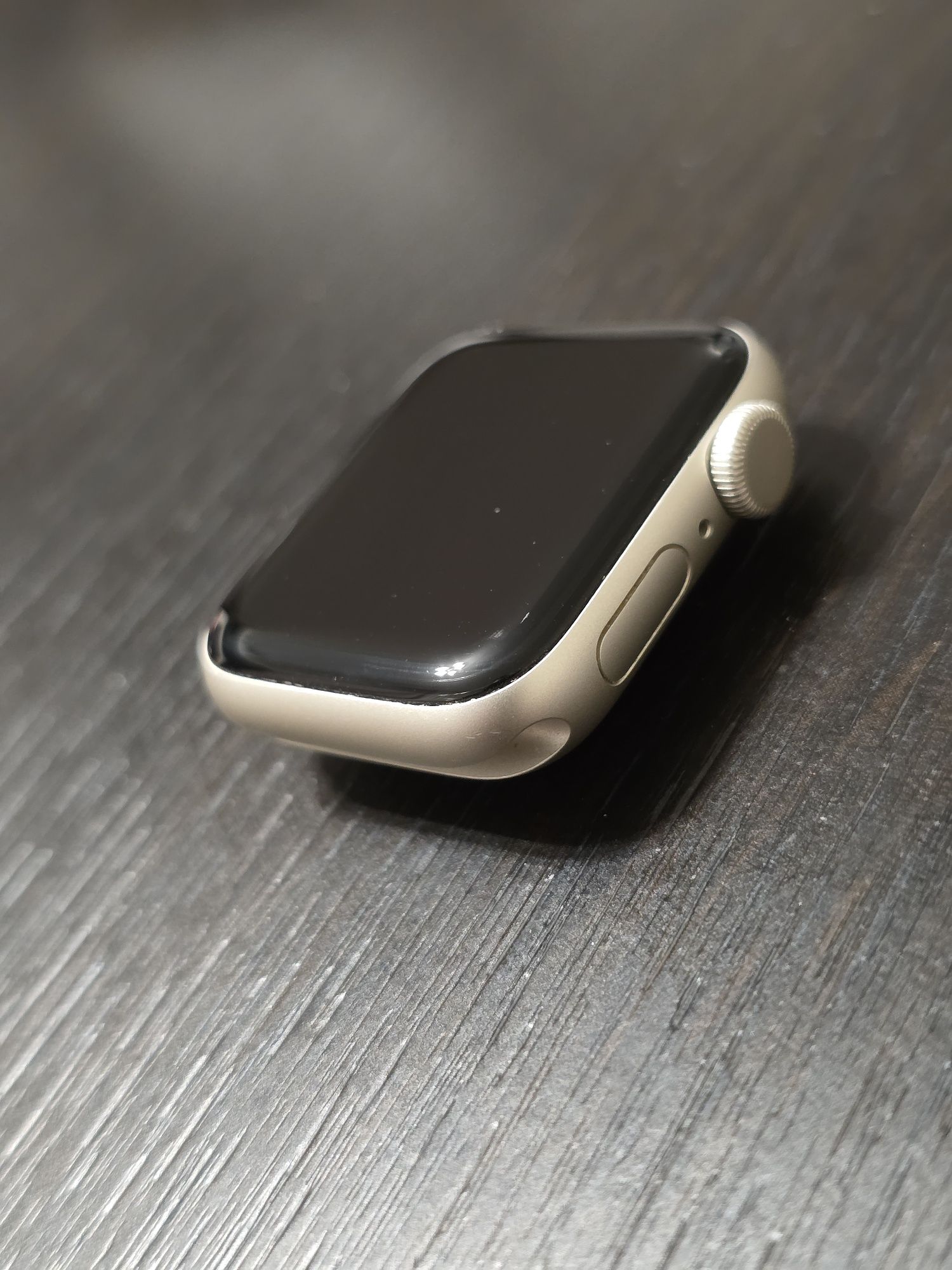Apple Watch SE (GEN 2) 40MM Starlight