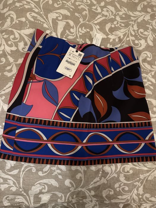 Vand fusta Zara S noua cu eticheta