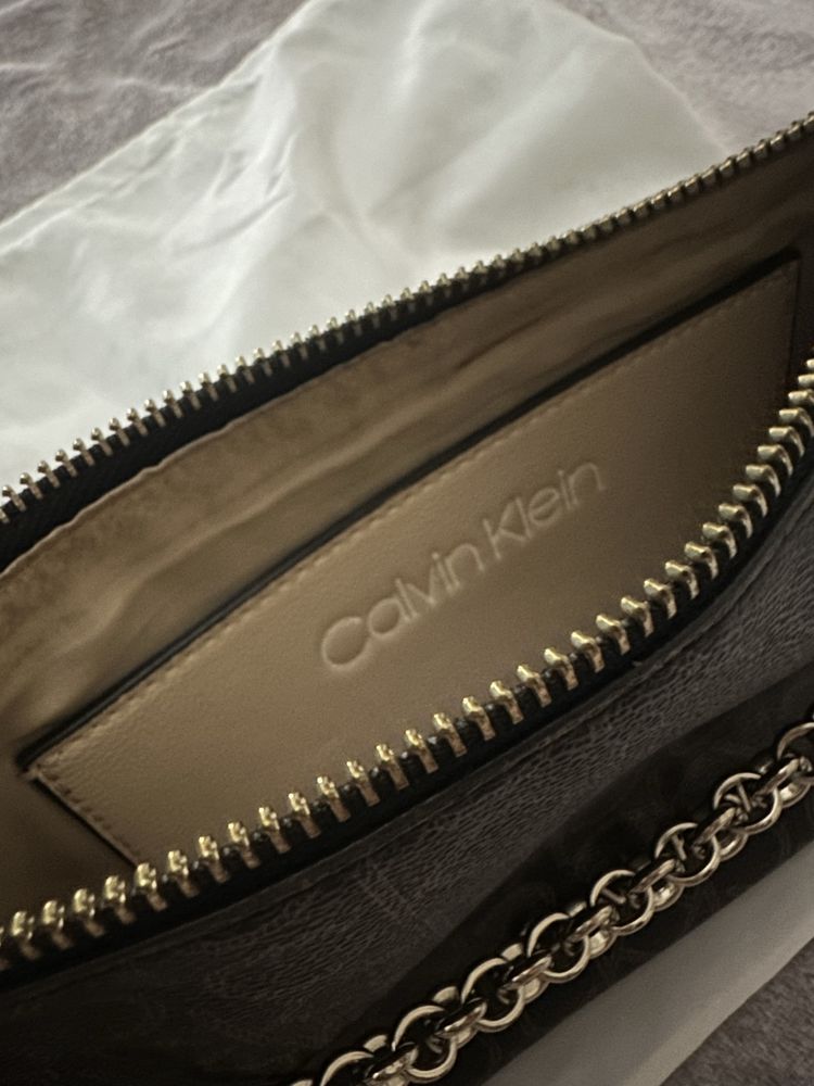 Чанта calvin klein
