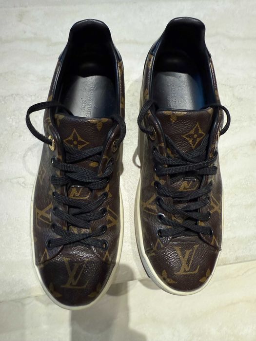 Louis Vuitton спорни обувки!