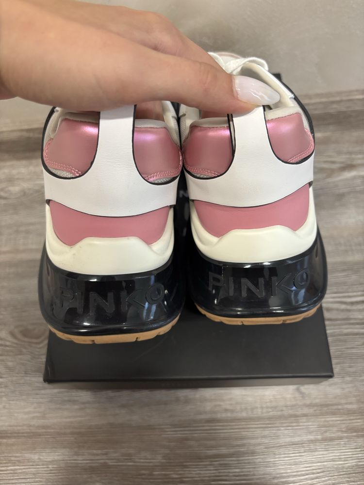 Дамски сникърси Pinko