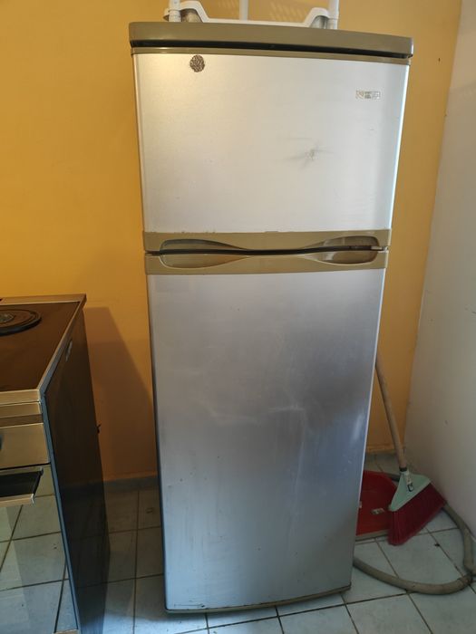 Хладилник NEO с камера