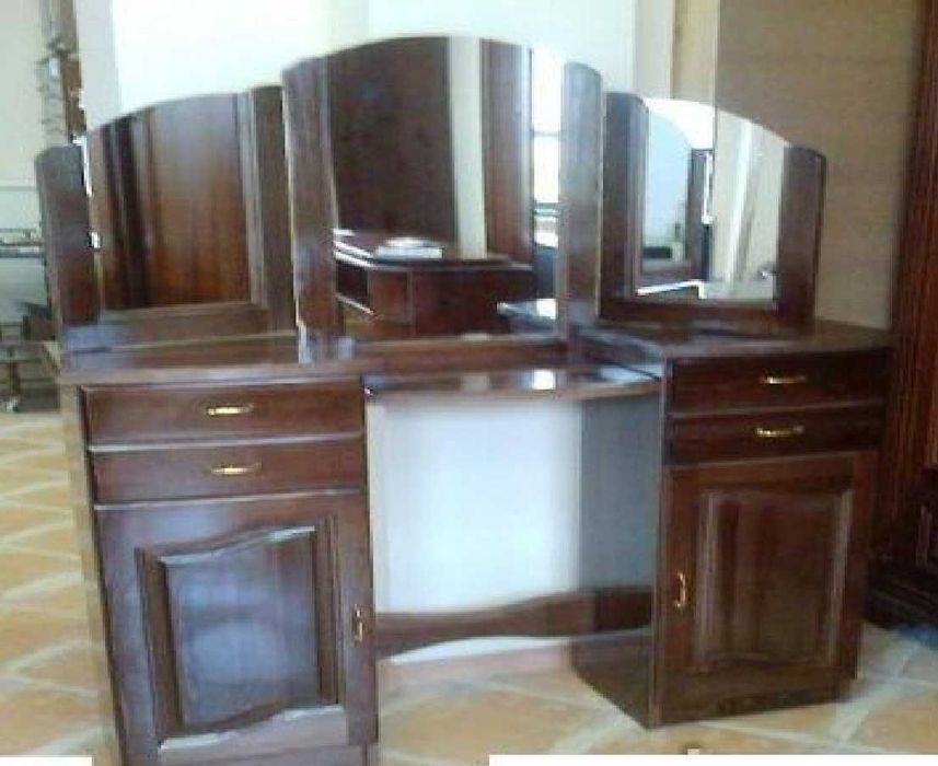 Тоалетка ветрило масив