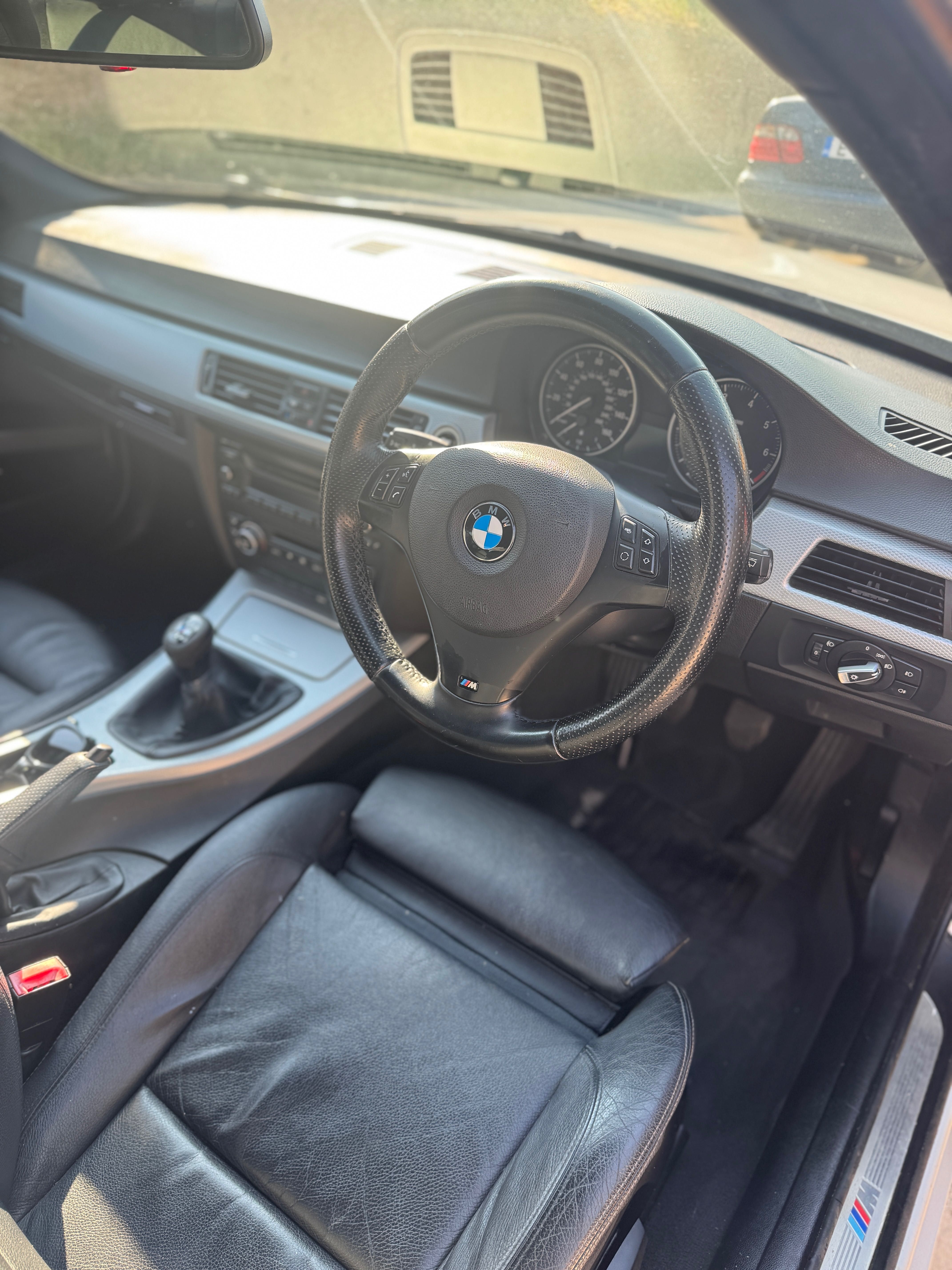 БМВ 320i  М-sport