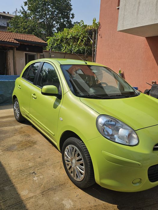 Продавам Nissan Micra
