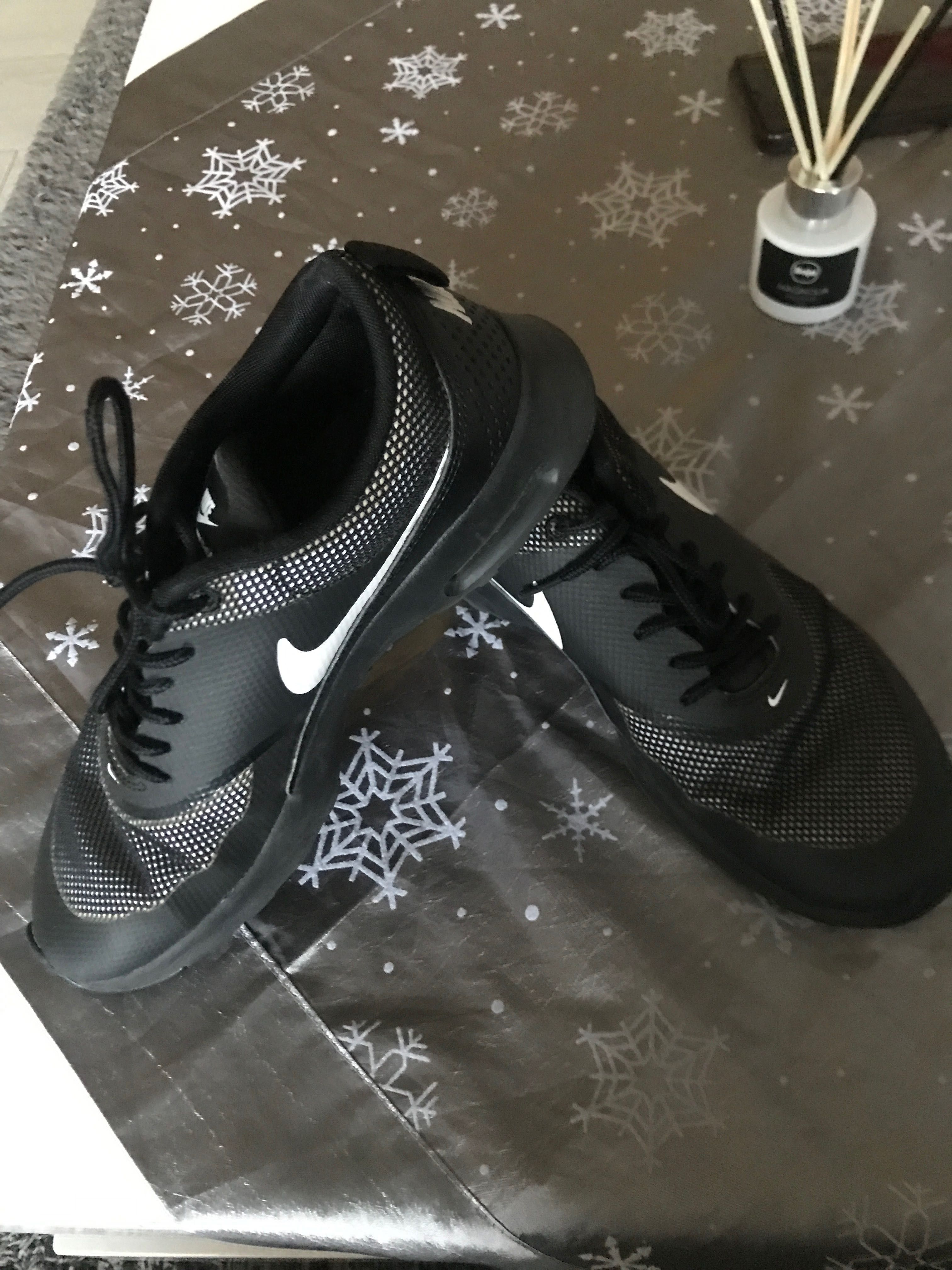NIKE-oригинални дамски маратонки