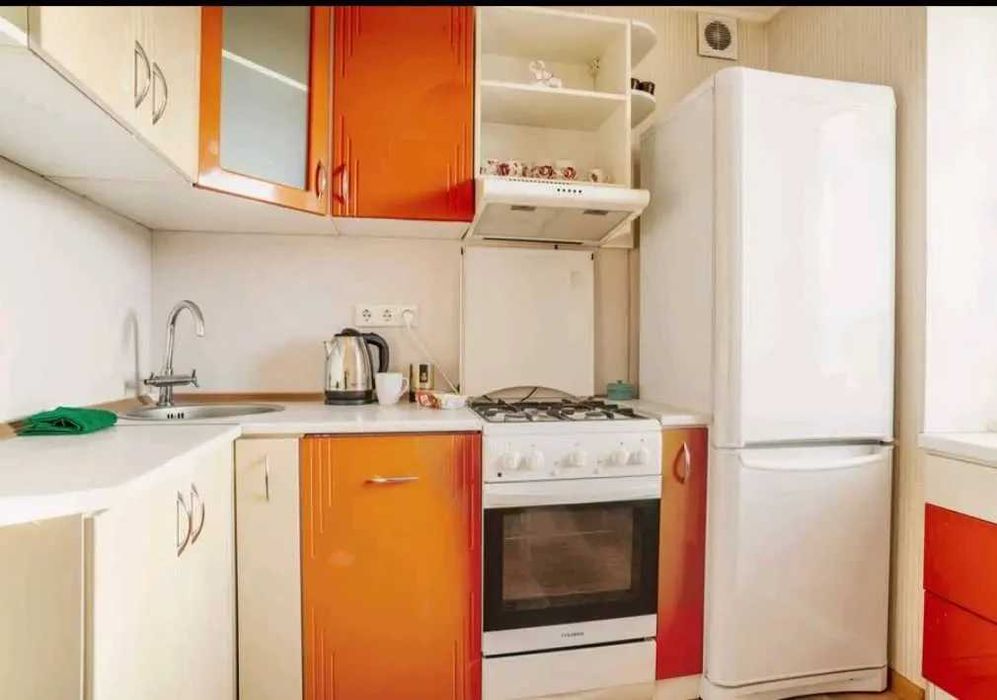 Дава се под наем Едностаен апартамент в София, Зона Б-18 - 45 кв.м за 367.2 € - Снимка #2