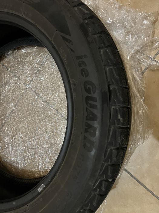 Yokohama iceGuard Studless iG60 205/55 R17