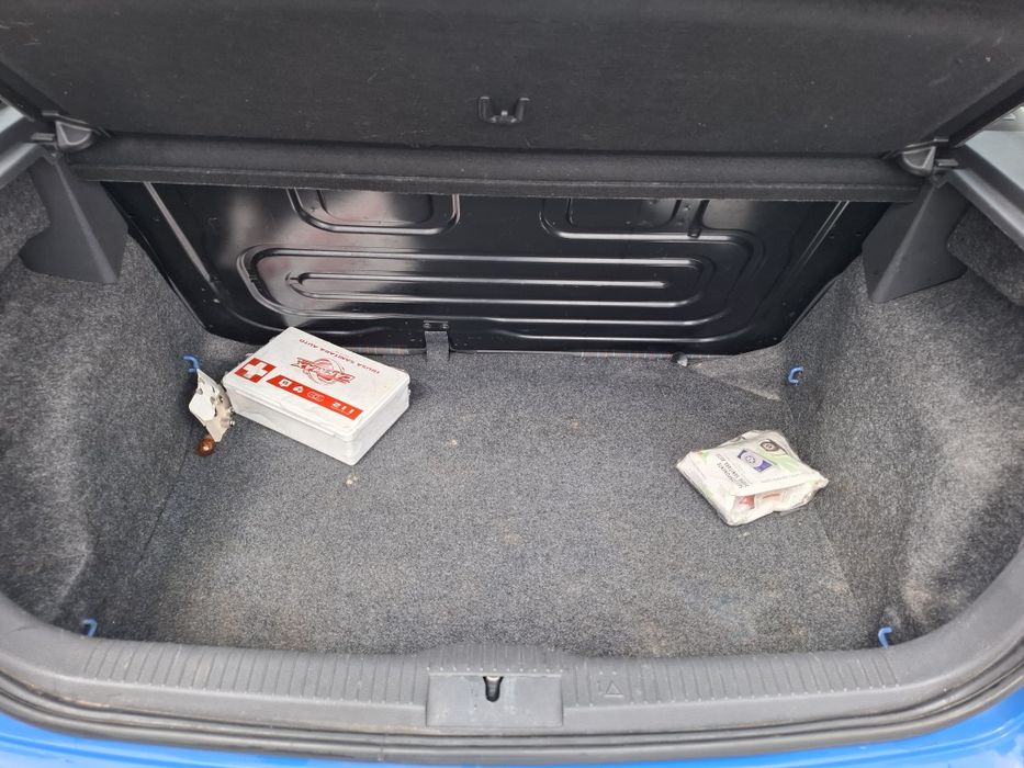 Volkswagen Polo 1,2 benzina, prima înmatriculare 2007