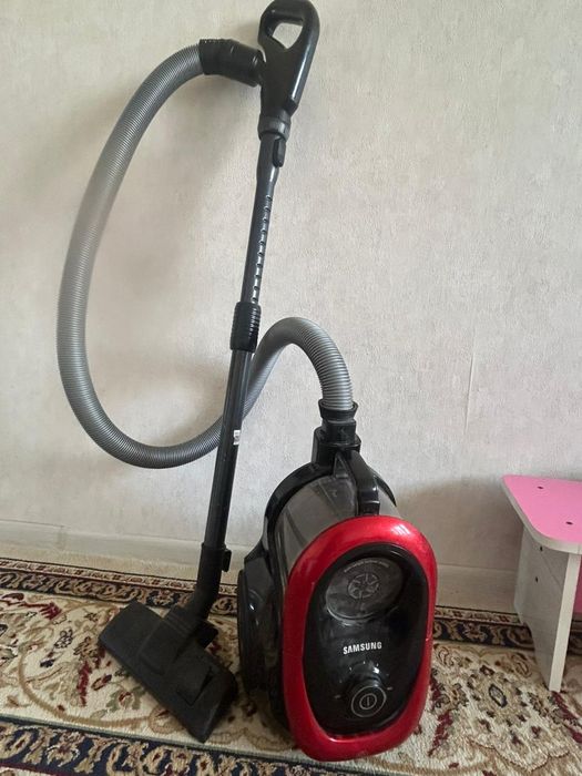 Продам пылесос самунг