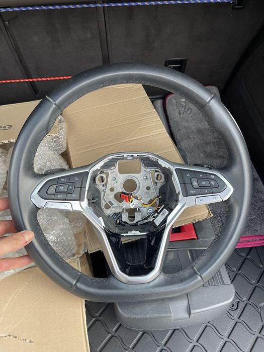 Volan Volksvagen full cu incalzire .