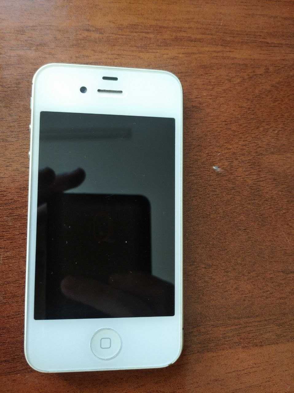 Продам айфон 4s новый