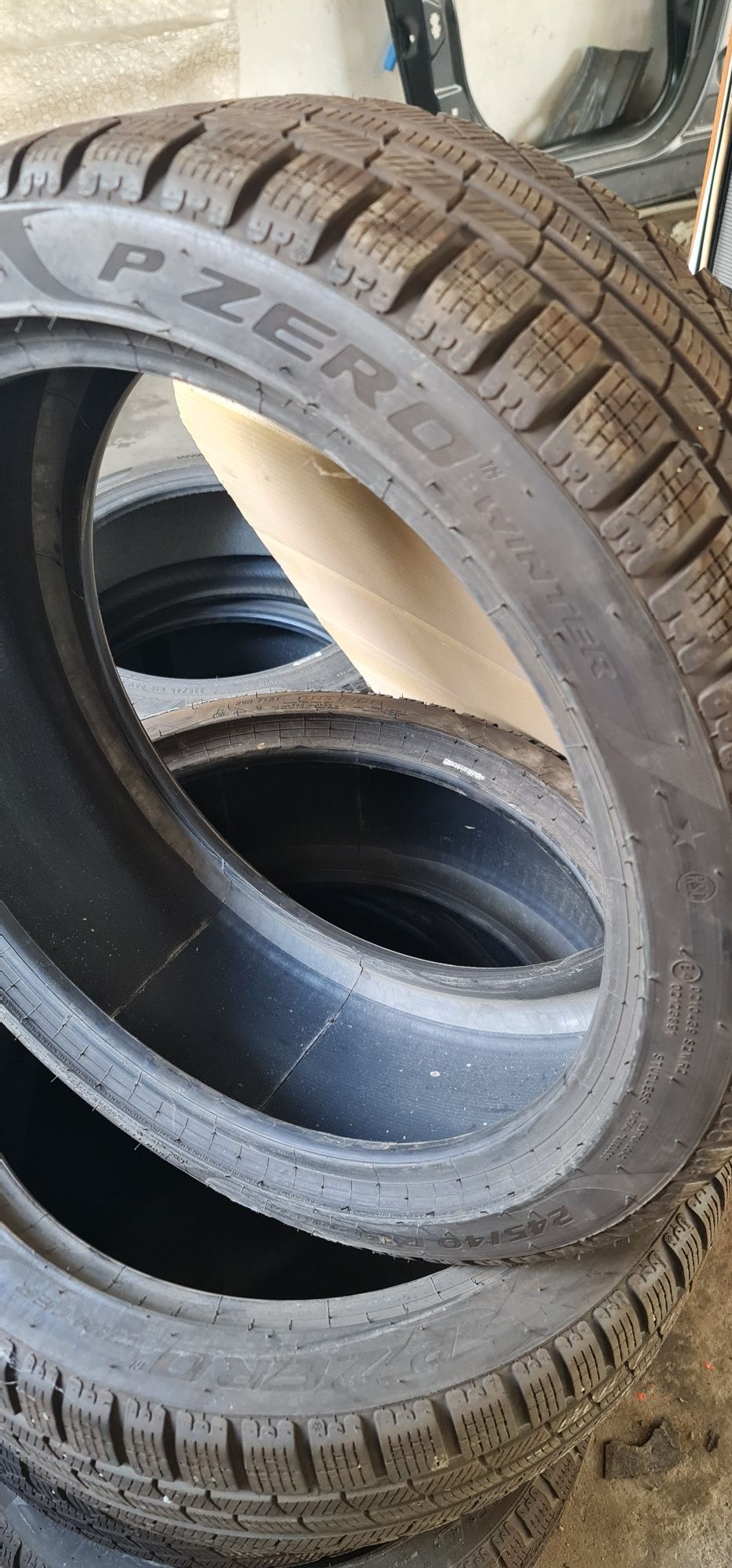 245/40/R19 Зимни гуми Pirelli