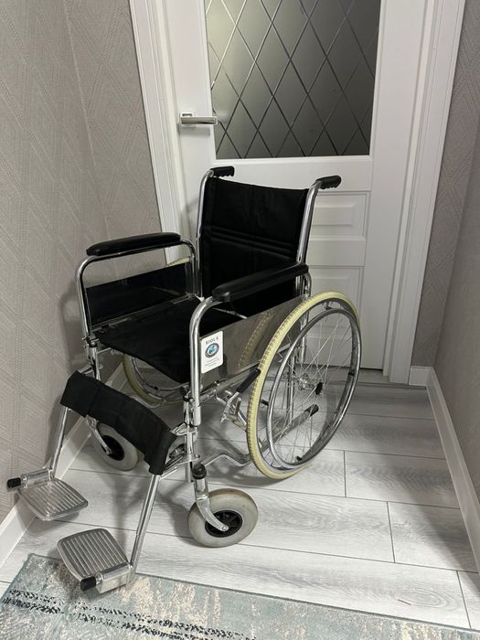Инвалидное кресло
