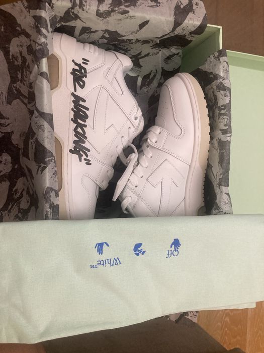 Off-White кецове 38