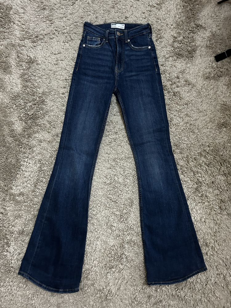Blugi evazati bershka 32