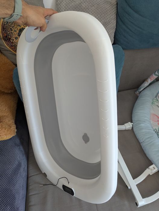 Cadita bebe pliabila cu termometru si pernuta