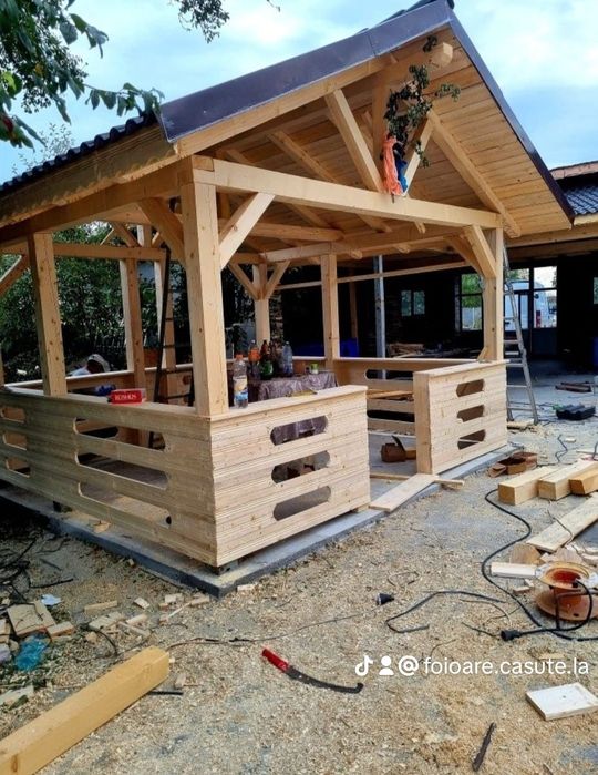 Foișoare terase magazii casute etc