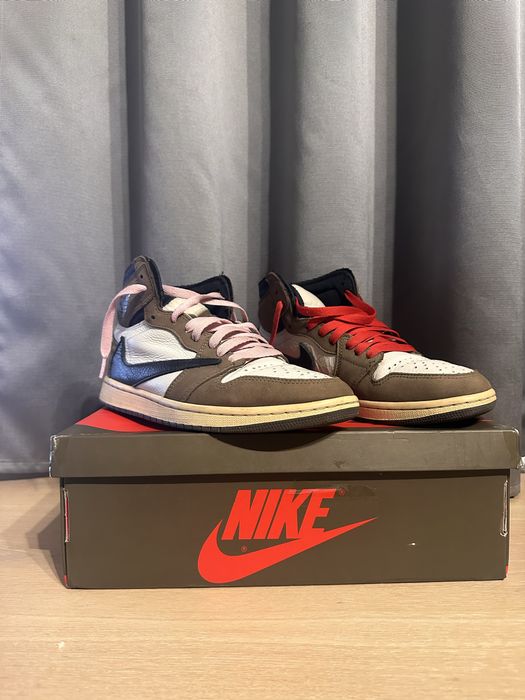 Jordan 1 High Travis Scott Mocha