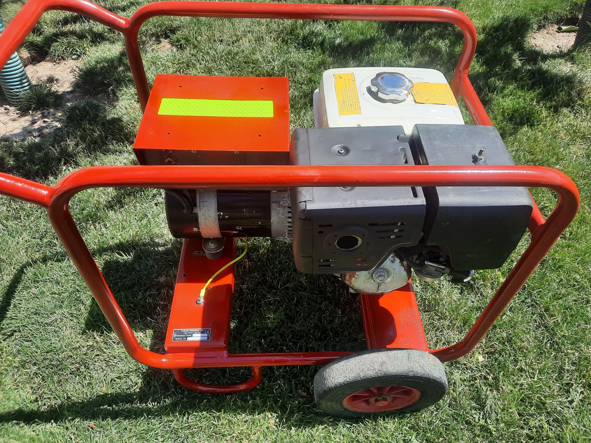 Generator Honda original,4,1kwa, curent electric 220v