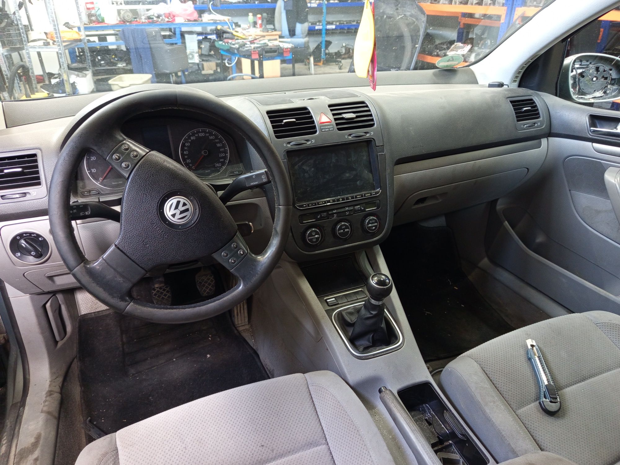 Golf 5 1.6 FSI BAG 6ск. на части